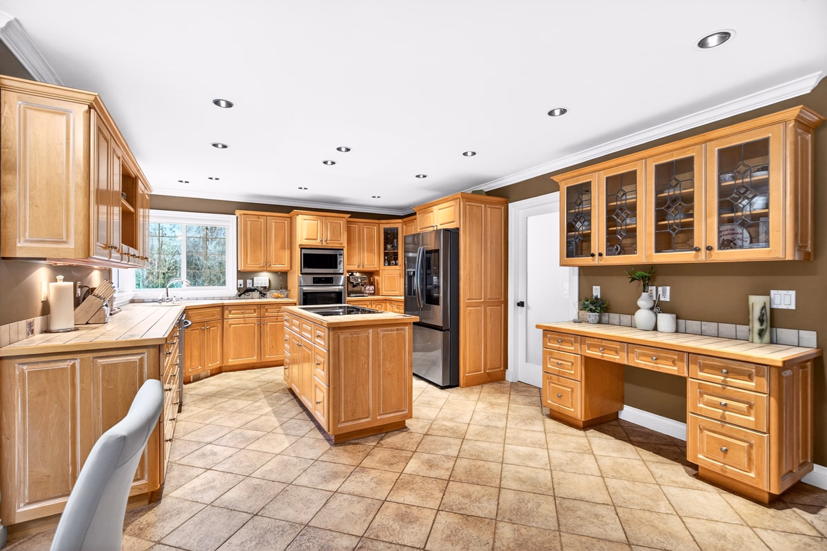 12595 266 STREET photo 25