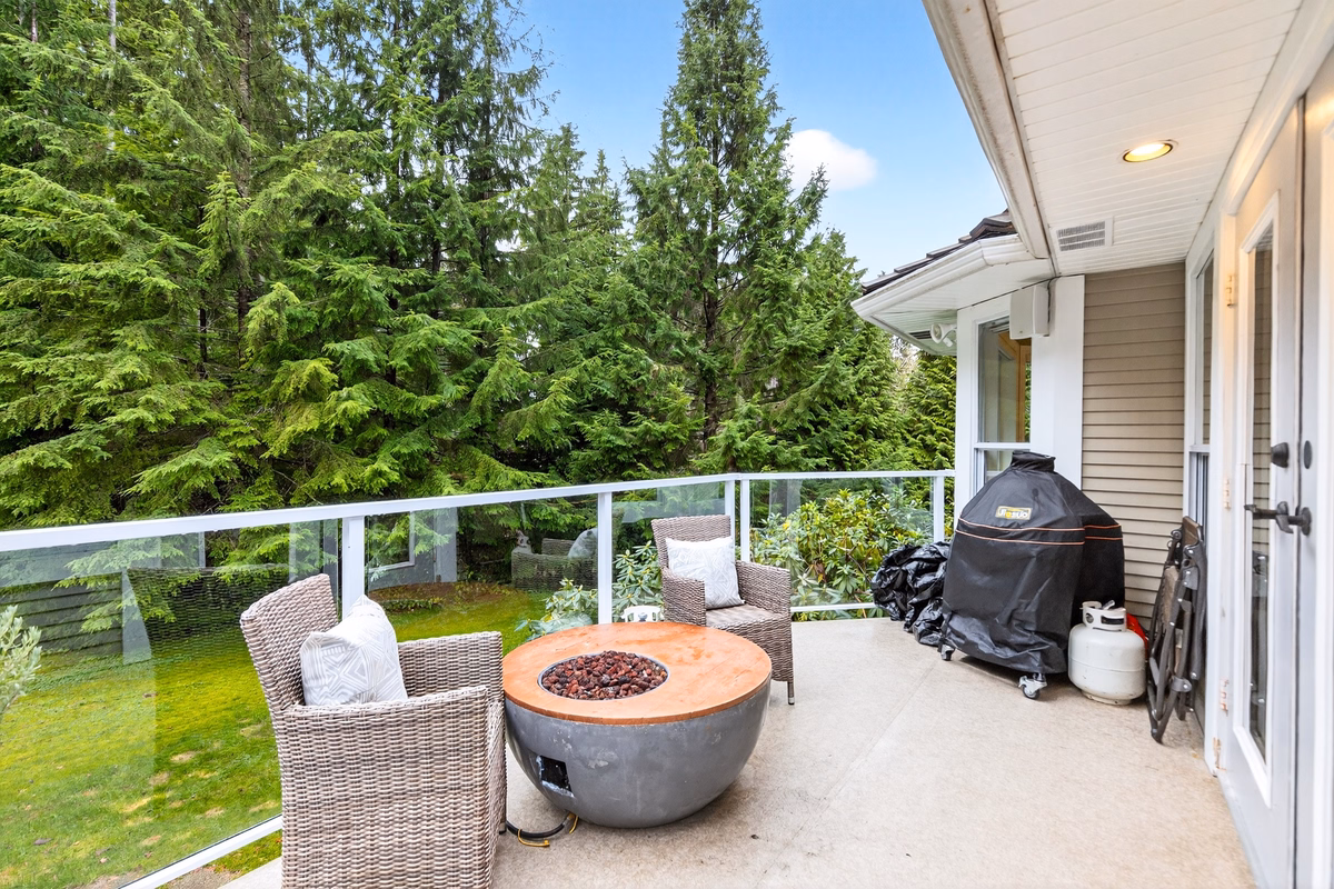 12595 266 STREET photo 32