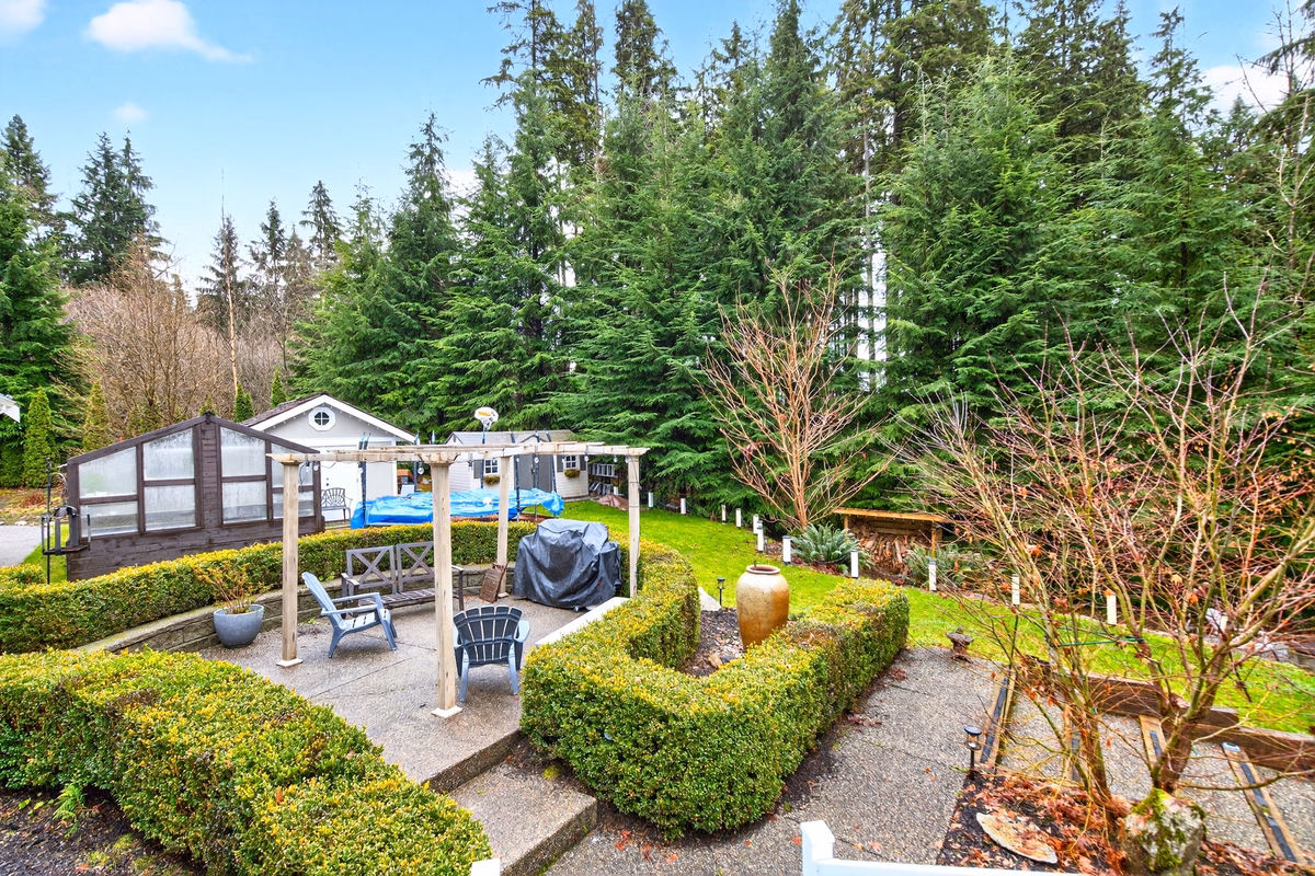 12595 266 STREET photo 33